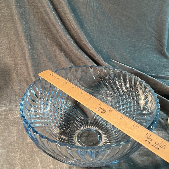 Ice Blue Glass Bowl - Picture 4 of 4